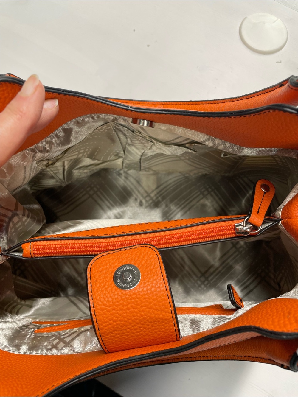 🧡 London Fog Linen & Orange Satchel Tote Bag NWT Summer Resort Chic top handle - Picture 3 of 5